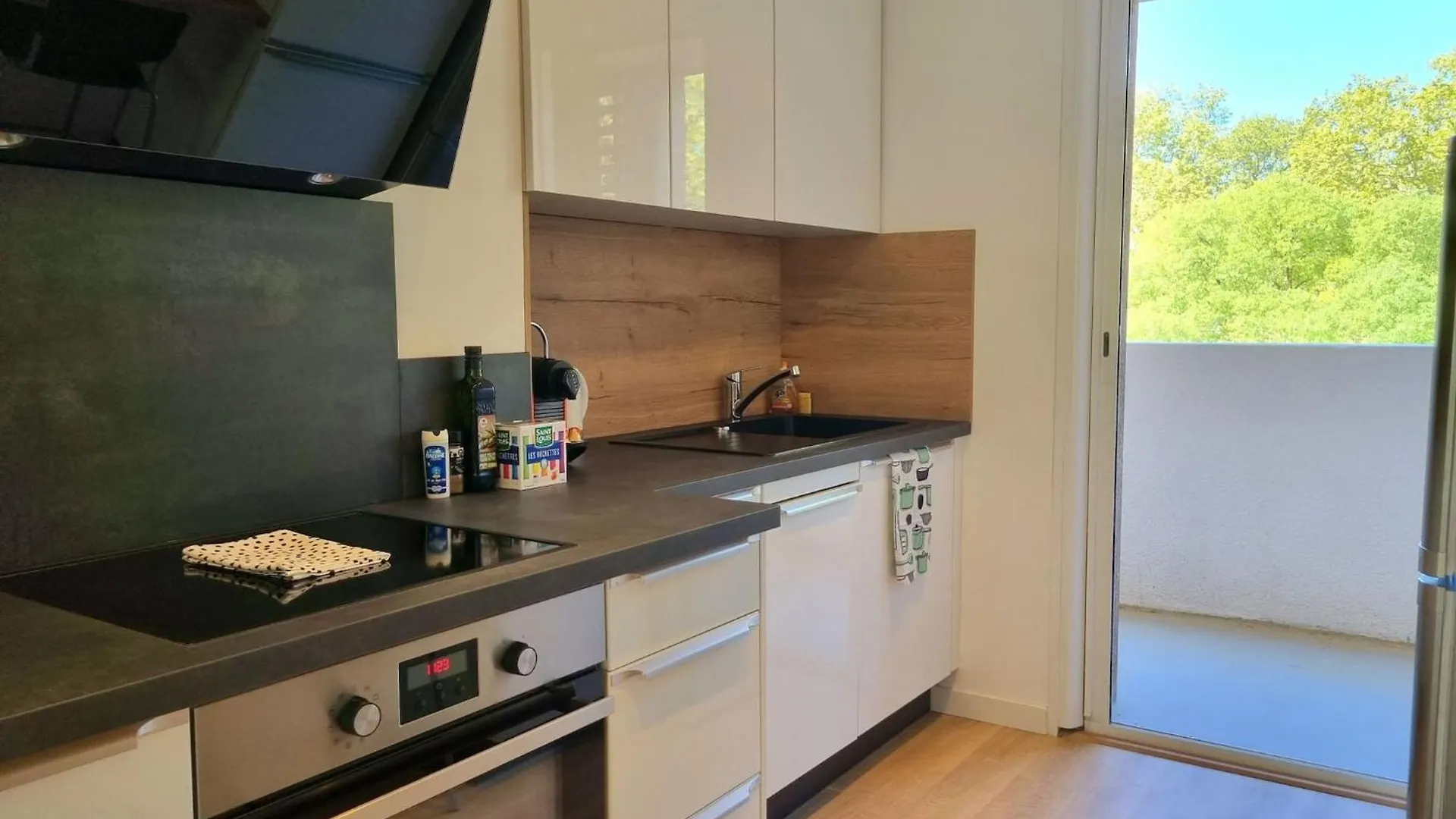 Bright T2 - Parking - Ac Apartment Aix-en-Provence